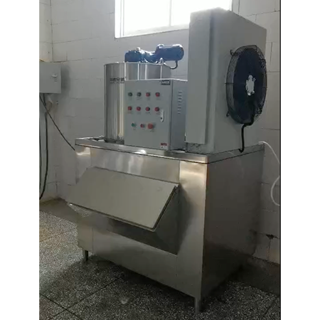 1吨片冰机交付河南某食品厂